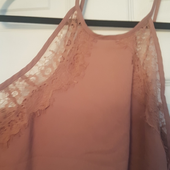 Dynamite halter cami with lace NWT - Picture 2 of 9